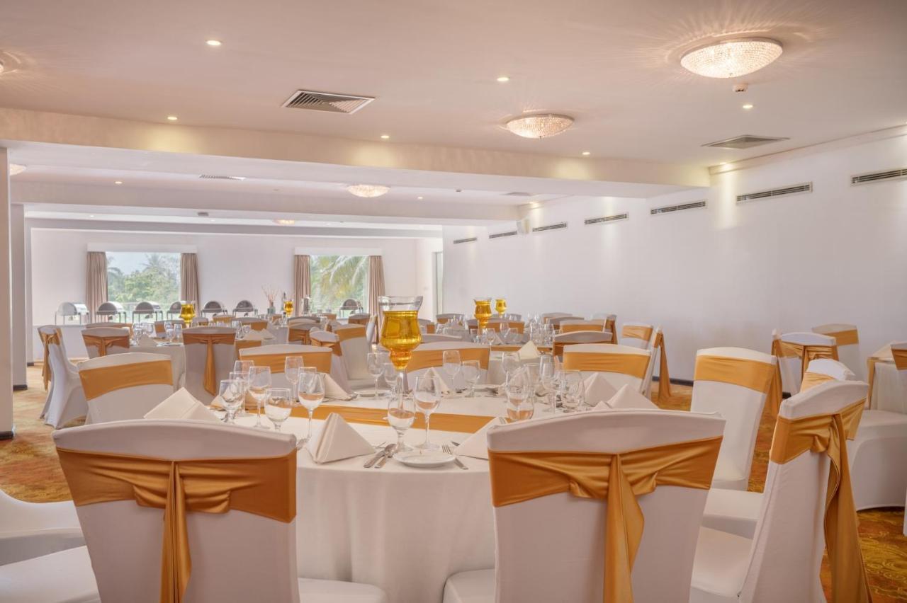 Citrus Waskaduwa Hotel Bentota Eksteriør billede